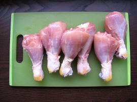 Making Chicken in Vindaloo Yogurt Sauce