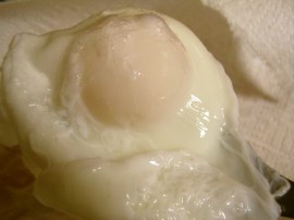The simplest way to poach an egg