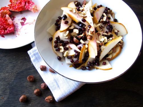 Pear and Pomegranate Salad with Hazelnuts Pear and Pomegranate Salad with Hazelnuts