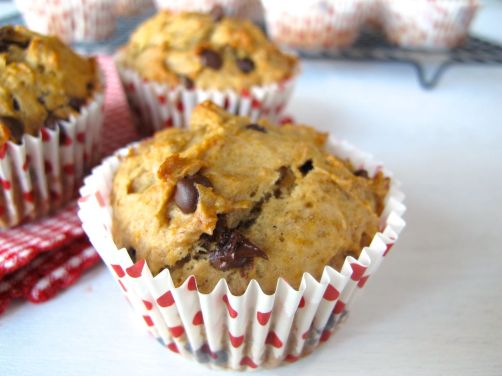 Banana Biscoff Muffins with Walnuts and Chocolate Chips Banana Biscoff Muffins with Walnuts and Chocolate Chips