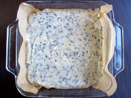 Making Black Sesame Mochi Cake Making Black Sesame Mochi Cake