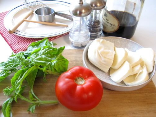 Caprese Crepes Caprese Crepes