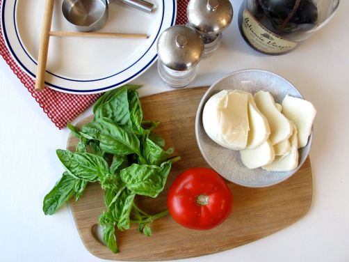 Caprese Crepes Caprese Crepes