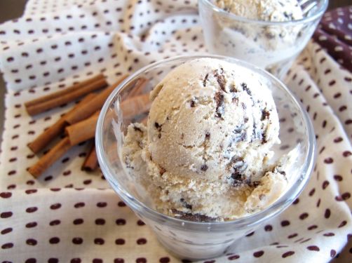 Cinnamon Coffee Ice Cream with chocolate stracciatella Cinnamon Coffee Ice Cream with chocolate stracciatella