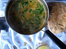 Making Lemony Lentil Spinach Soup with Pita Bread