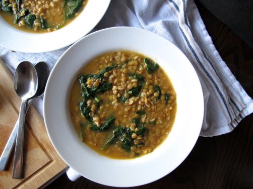 Lemony Lentil Spinach Soup