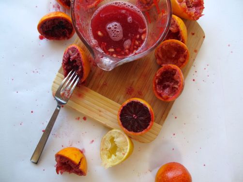 Juicing blood oranges and lemons for Raspberry Blood Orange Bars Juicing blood oranges and lemons for Raspberry Blood Orange Bars