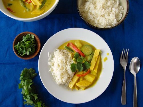 Easy Thai Yellow Curry with Peanut Butter