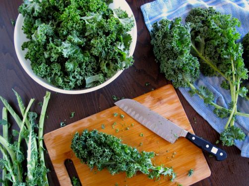 Chopping Kale for Garlicky Kale PIzza with Parmesan and Goat Cheese