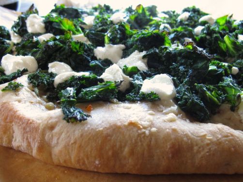 Garlicky Kale PIzza with Parmesan and Goat Cheese