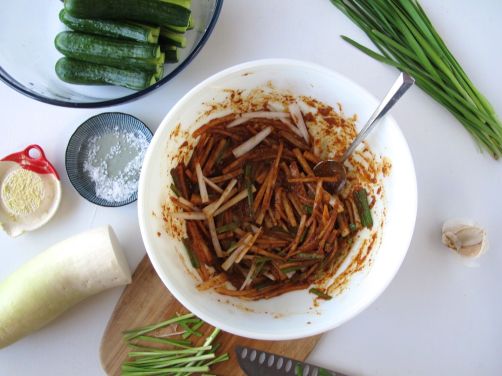 Kimchi spice mixture for Cucumber Kimchi (Oi Sobagi)