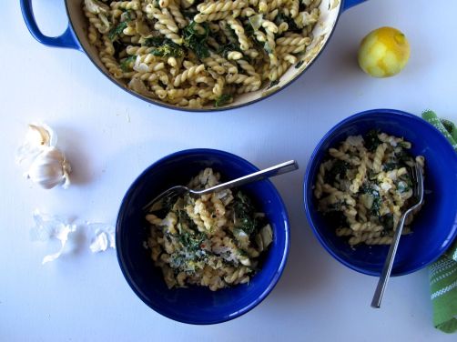 Garlicky Kale and Artichoke Pasta Garlicky Kale and Artichoke Pasta