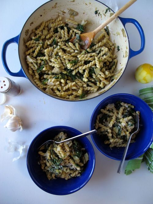 Kale and Artichoke Pasta with Garlicky Anchovy Sauce Kale and Artichoke Pasta with Garlicky Anchovy Sauce