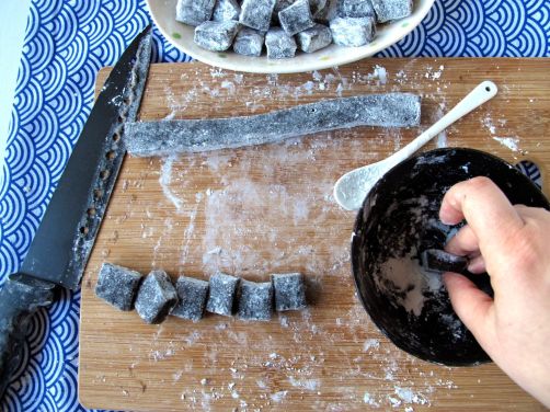 Making Black Sesame Mochi Dango