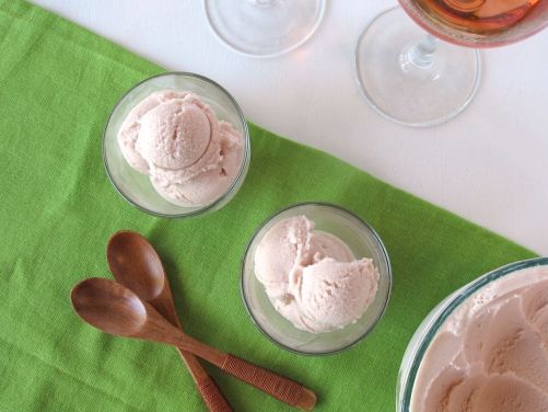 Pomegranate Rose Wine Frozen Yogurt